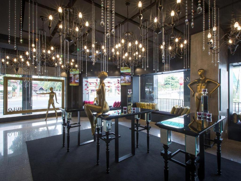 The Hulo Hotel & Gallery Kuala Lumpur Exterior photo
